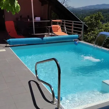 Vakantiehuis Pool & Sauna House Laktaši
