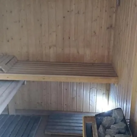 Pool & Sauna House * Laktaši