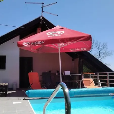 Vakantiehuis Pool & Sauna House