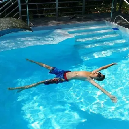 Vakantiehuis Pool & Sauna House *