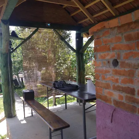 Pool & Sauna House Vakantiehuis *